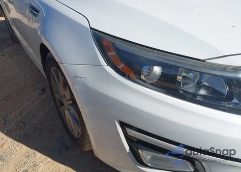 2015 Kia Optima Ex z USA, uszkodzony, nr VIN 5XXGN4A79FG435609